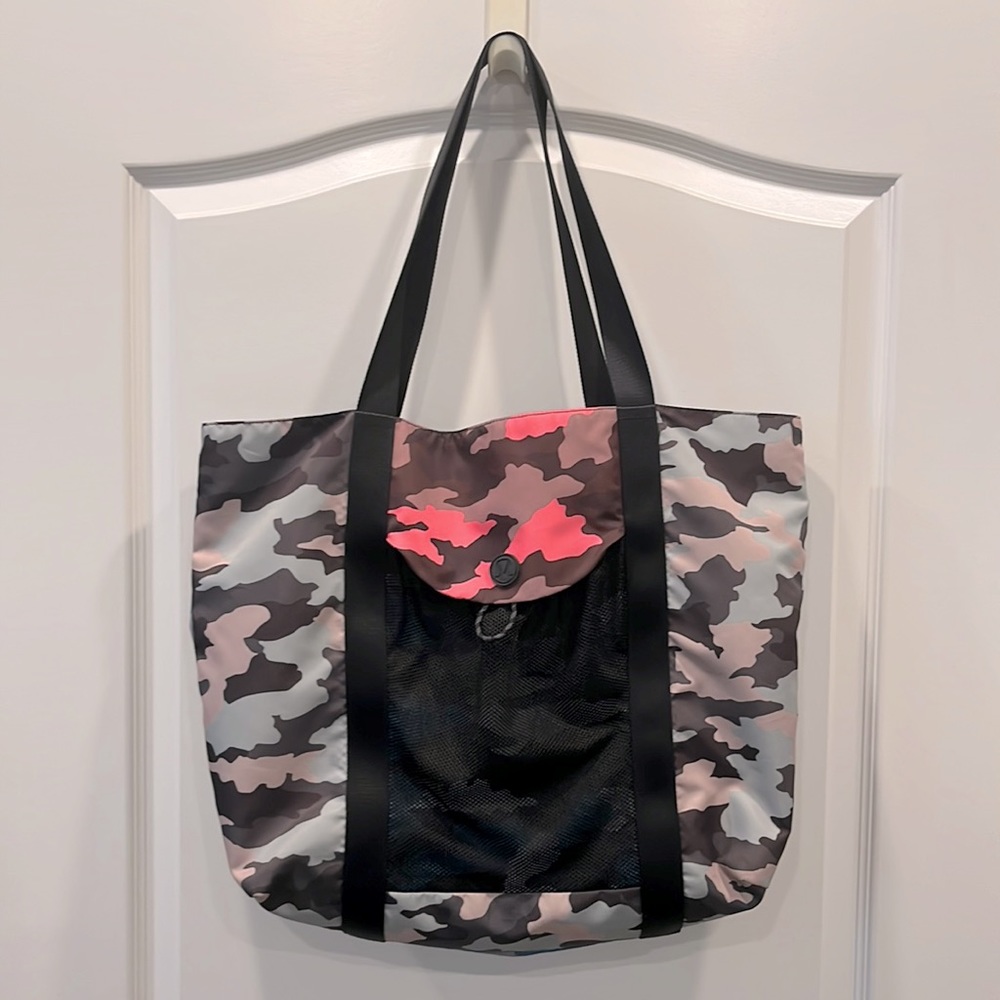 Lululemon Camo Tote Bag
